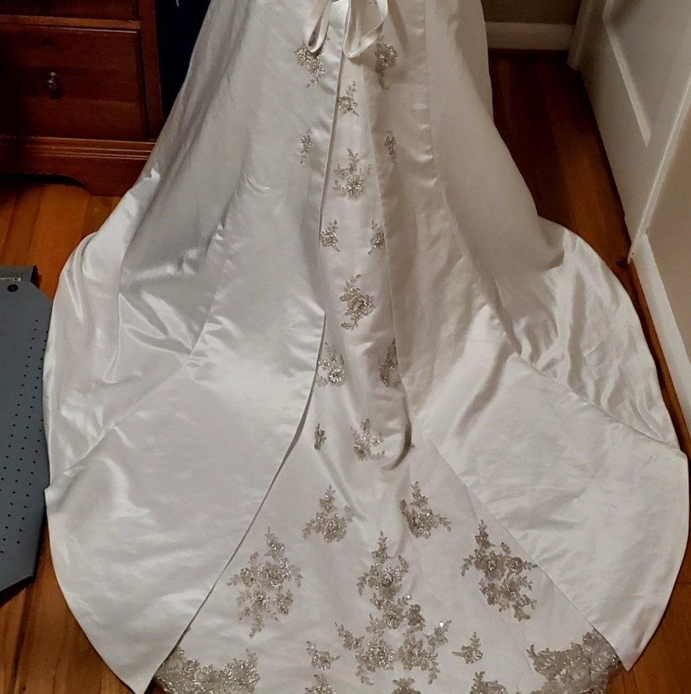 Strapless A-line Satin Wedding Dress
